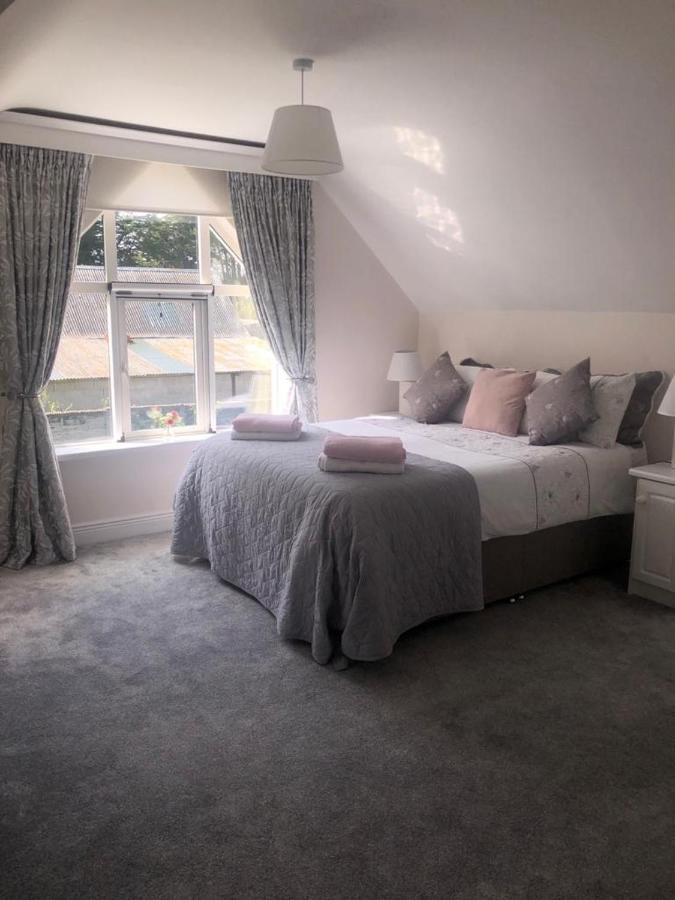 Foxborough Bnb Droichead an Chaisleáin Esterno foto