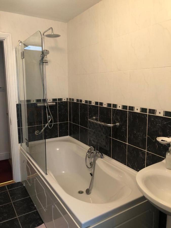 Foxborough Bnb Droichead an Chaisleáin Esterno foto