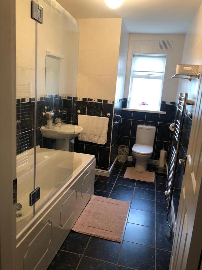Foxborough Bnb Droichead an Chaisleáin Esterno foto